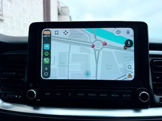 KIA Stonic 2024 ETIQUETA ECO