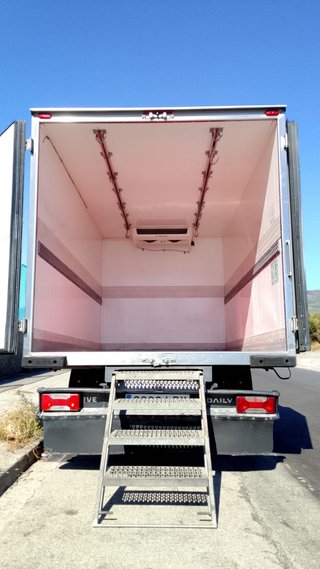 Iveco Daily 2020 Caja Frigorífica barras de carne