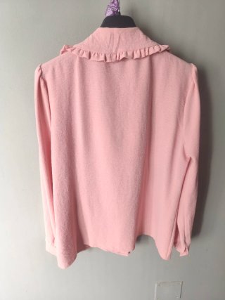 Camisa rosa cuello bebé