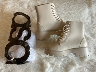 Botas ASOS Beige