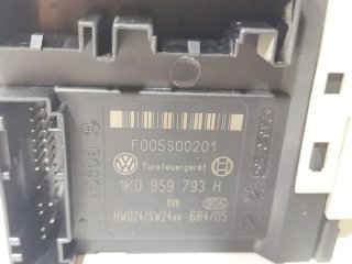 MOTOR ELEVALUNAS DELANTERO IZQUIERDO 1T0959701C