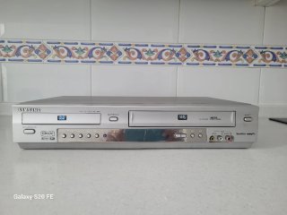 Samsung Reproductor DVD VHS SW-DVD640