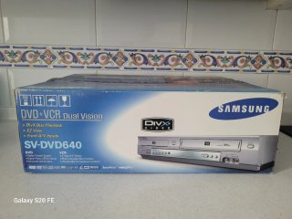Samsung Reproductor DVD VHS SW-DVD640