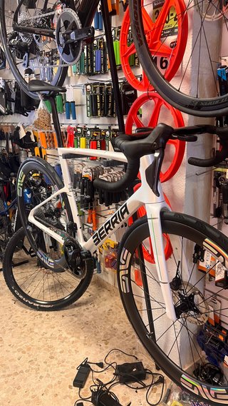 Berria Belador Pro Ultegra Di2