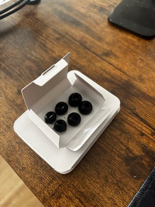 Beats Solo Buds Negro