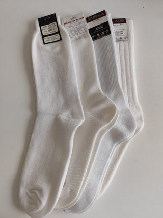 4 Pares Calcetines Blancos