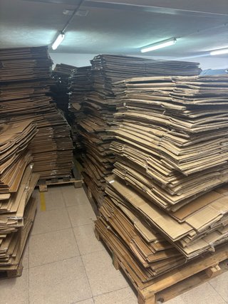 Cajas de cartón usadas