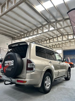 Mitsubishi Montero 2003