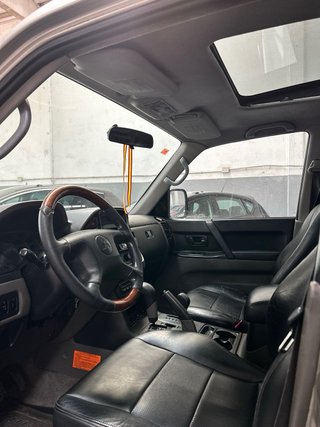 Mitsubishi Montero 2003