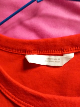 Camiseta nueva TALLA S MARCA ZARA NO ENVIO