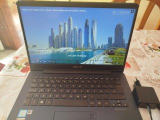ASUS ZenBook 14 Ricondizionato con Windows 11