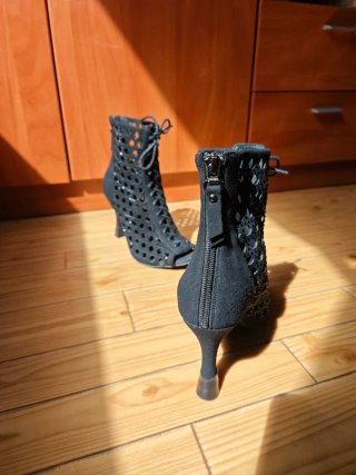 Botines de tacón negros talla 38