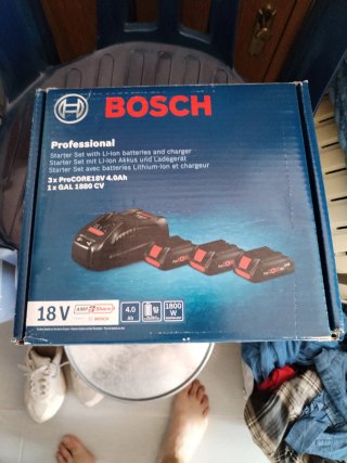 Baterías y Cargador Bosch ProCORE18V