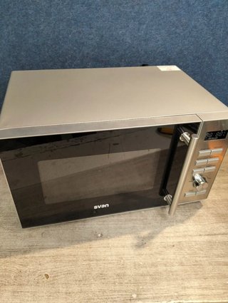 Svan Microondas 25 Litros Cerámico Inox 900w