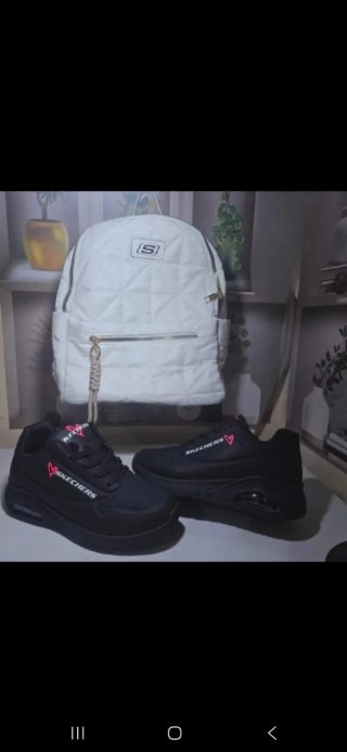Botines Guess Beige y Dorados Mujer
