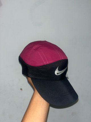 Gorras nike y under armou