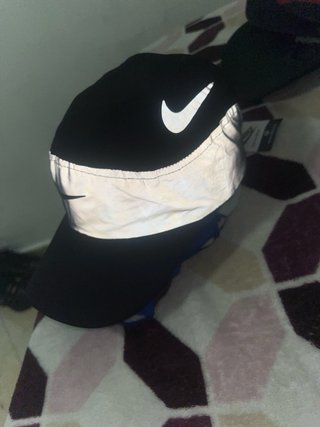 Gorras nike y under armou