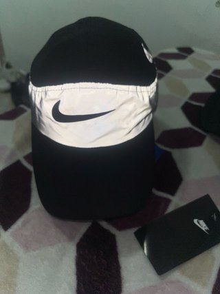Gorras nike y under armou