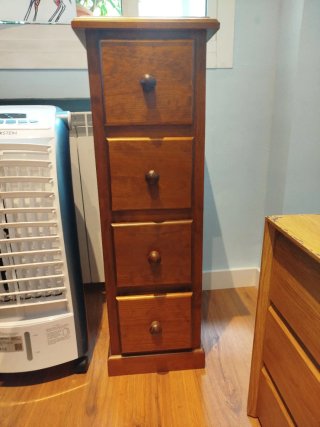 Mueble auxiliar estrecho 4 cajones