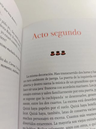 Tres sombreros de copa
