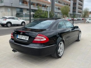 Mercedes-Benz  CLK 2004