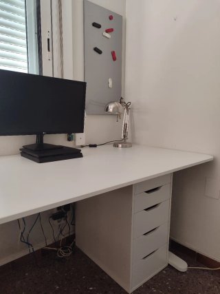 Escritorio Bekant IKEA Blanco mas buk de cajones