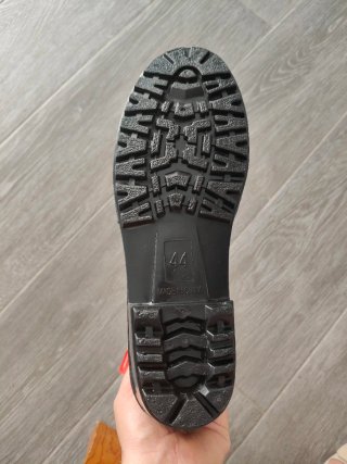 Botas de agua negras nuevas