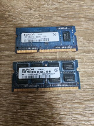 Memoria RAM SODIMM Elpida 1GB + 2GB