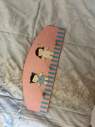 Percha decorativa infantil madera