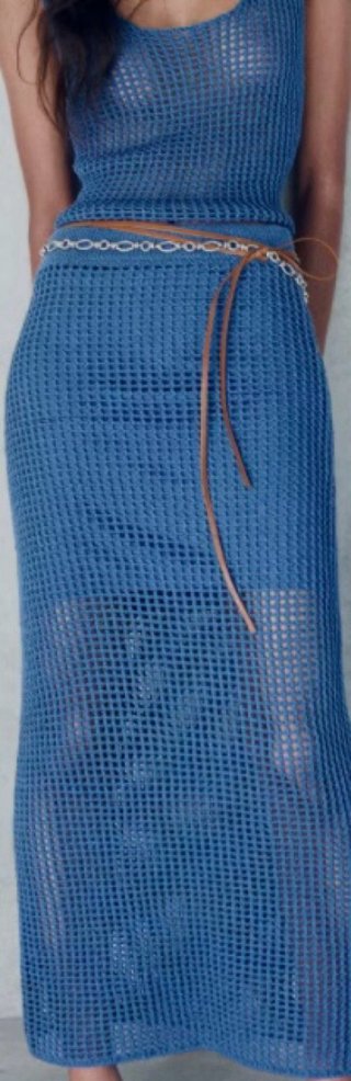 Saia de croché azul comprida
