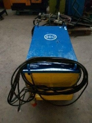 - MÁQUINA DE SOLDAR Y DE TIC