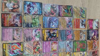 Cartas Pokémon Variadas