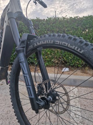 Focus SAM 6.8 E-MTB