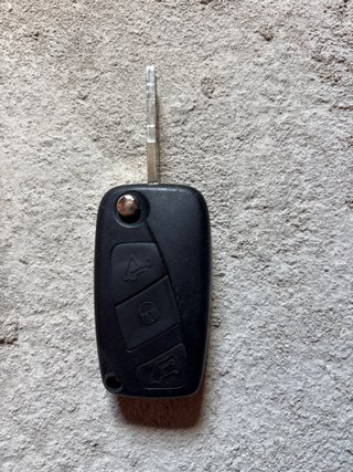 Llave Peugeot Bipper