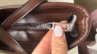 Bolso Guess Marrón Monogram
