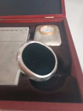 Elegante juego escritorio madera y metal