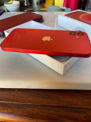iPhone 12 256GB Rojo
