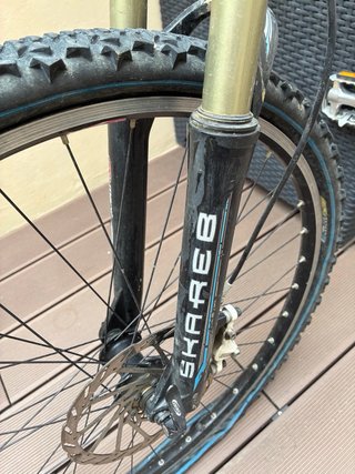 Bici Talla L Rueda 26. Cambio XT y frenos disco