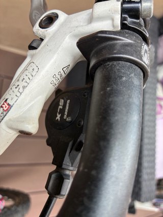Bici Talla L Rueda 26. Cambio XT y frenos disco