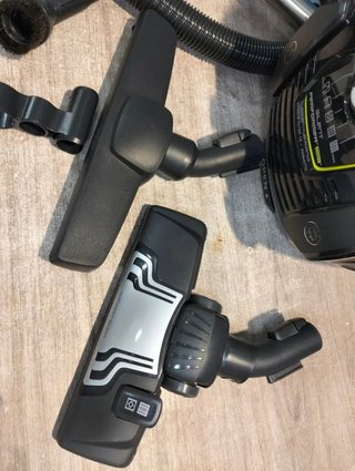 Aspiradora AEG SilentPerformer Green