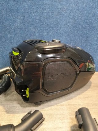 Aspiradora AEG SilentPerformer Green