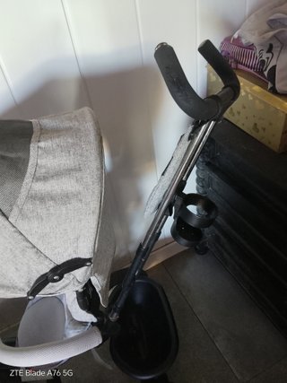 Triciclo seminuevo en buen estado