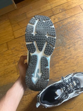 Sneakers Off-White Nere e Bianche