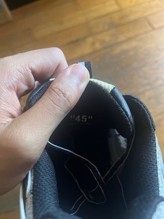 Sneakers Off-White Nere e Bianche