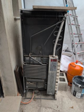 Nevera de gas blanca