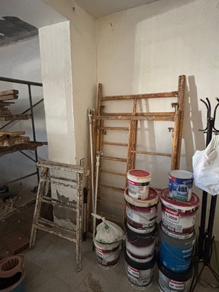 Herramientas y aperos de construcción