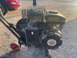 Máquina de labrar motor gasolina