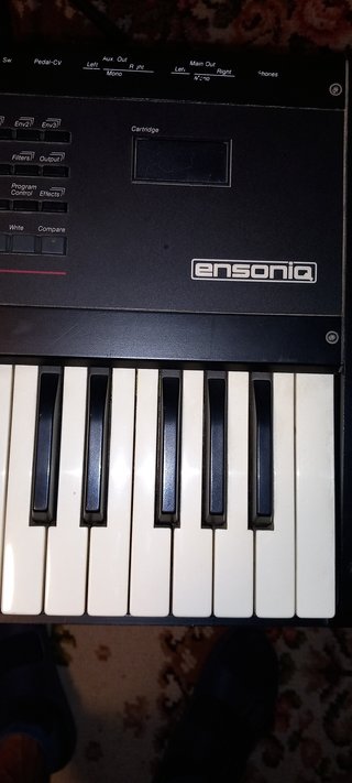 Teclado Eusoniq SD1 32 Voice