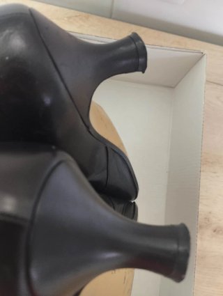 Scarpe da sera nere in pelle con tacco