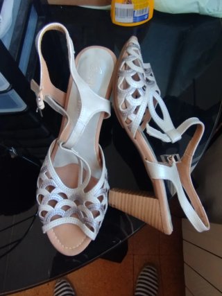 Sandalias Pitillos Plateadas Talla 39